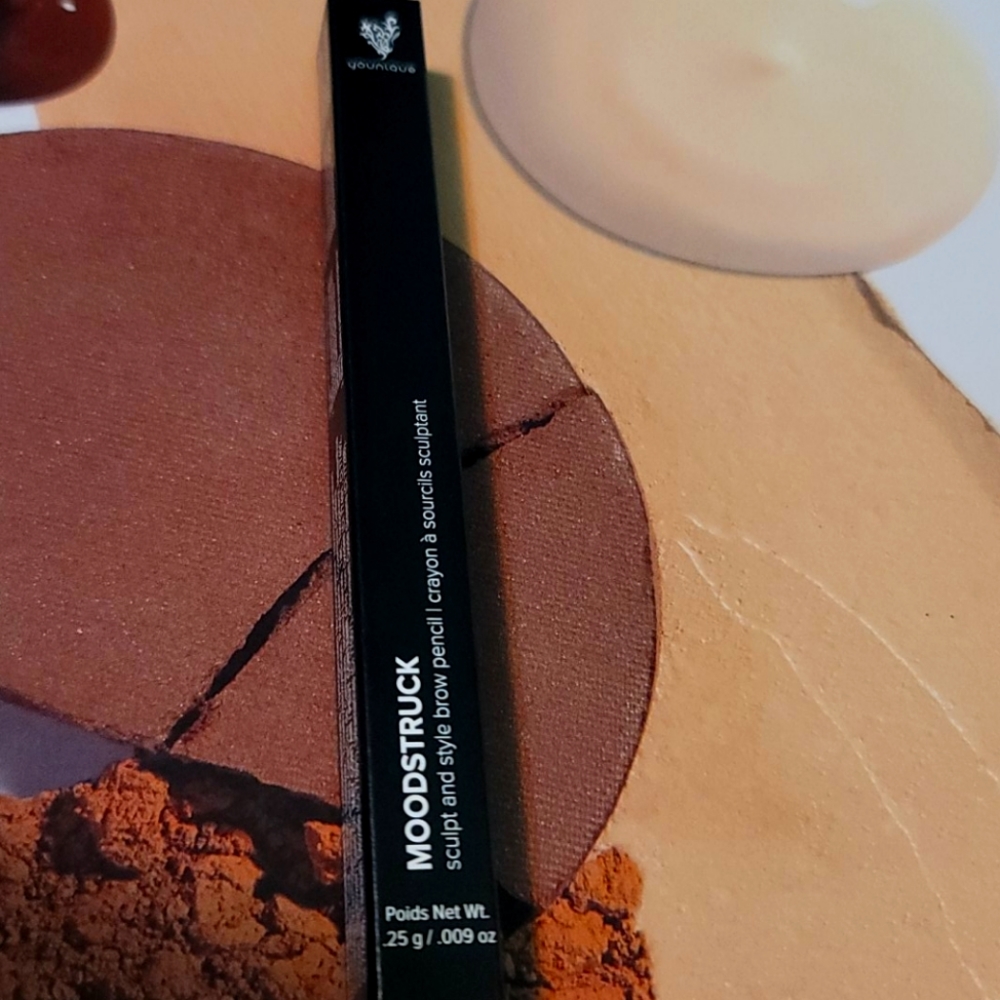 Moodstruck sculpt and style brow pencil
